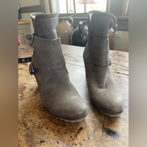 Fleece lined booties - Picture 2 of 4